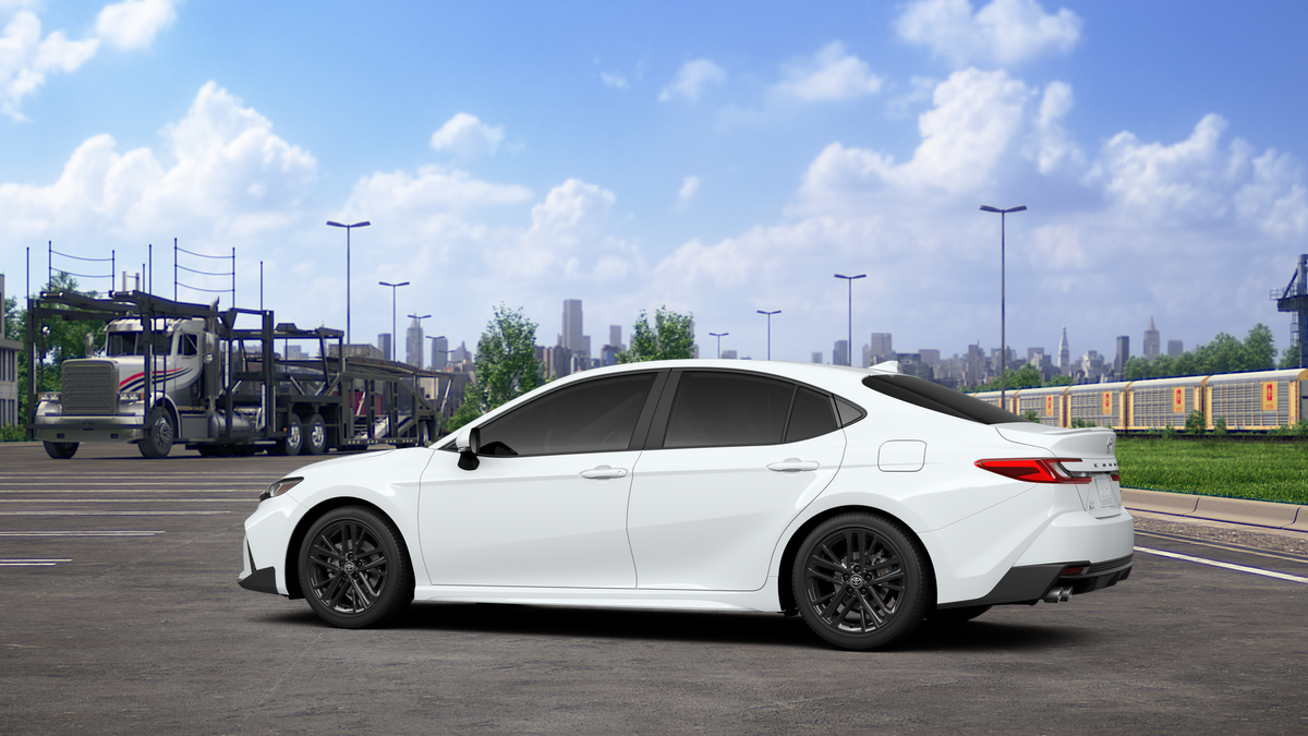 2026 Toyota Camry SE AWD
