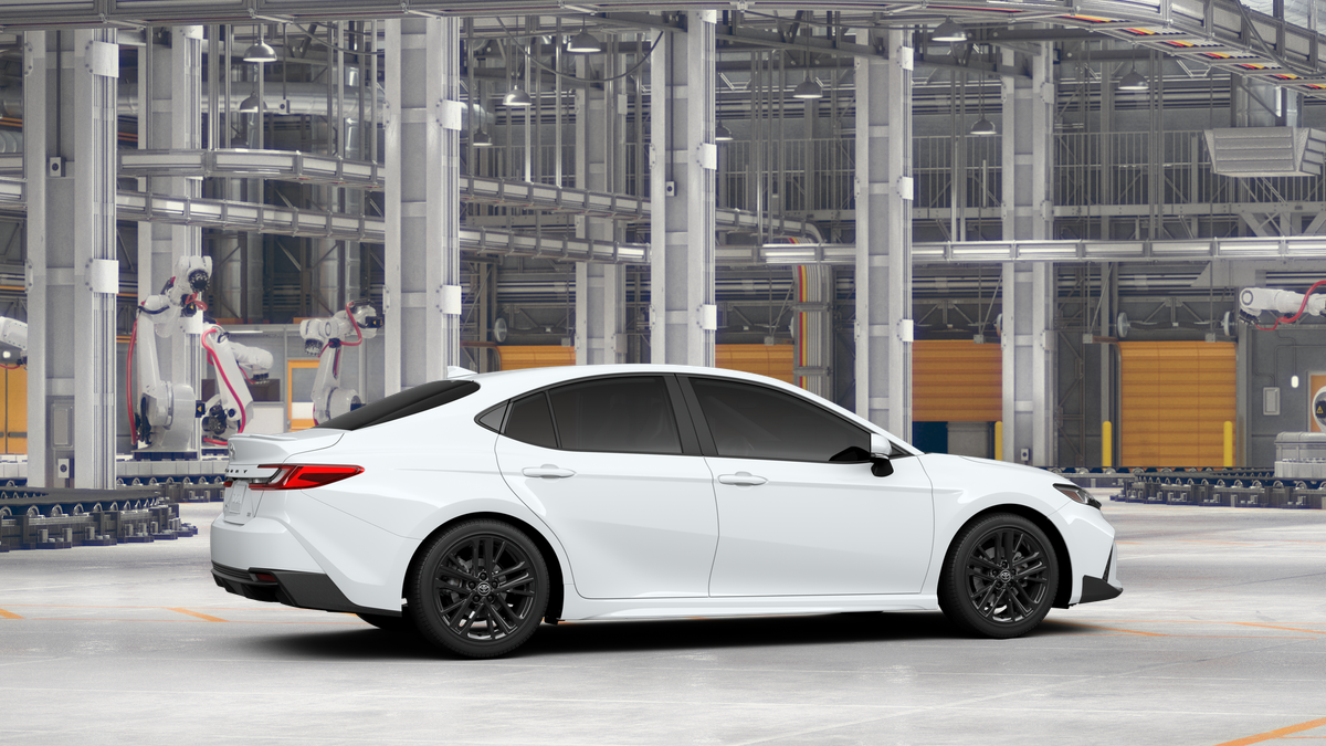 2026 Toyota Camry SE AWD