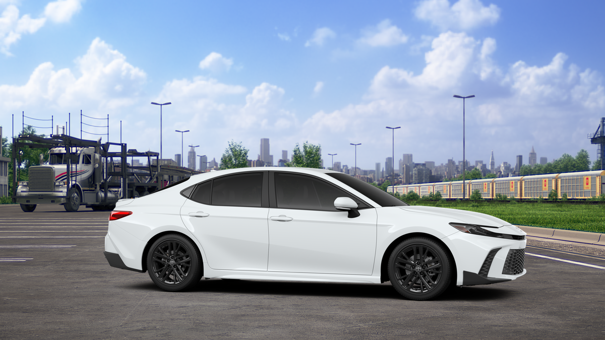2026 Toyota Camry SE AWD