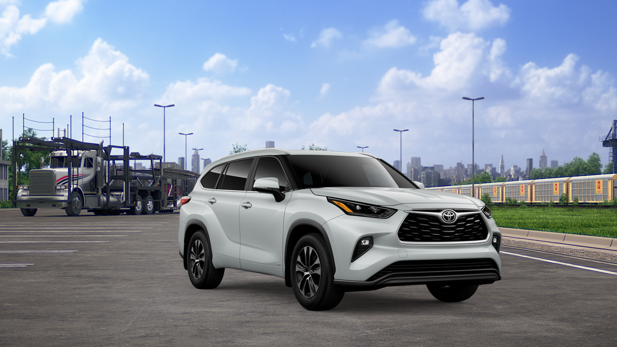 2026 Toyota Highlander Hybrid XLE