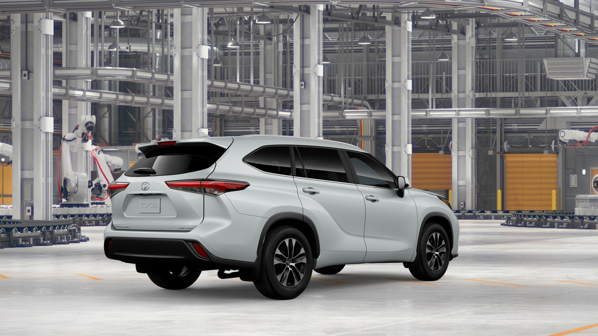 2026 Toyota Highlander XLE