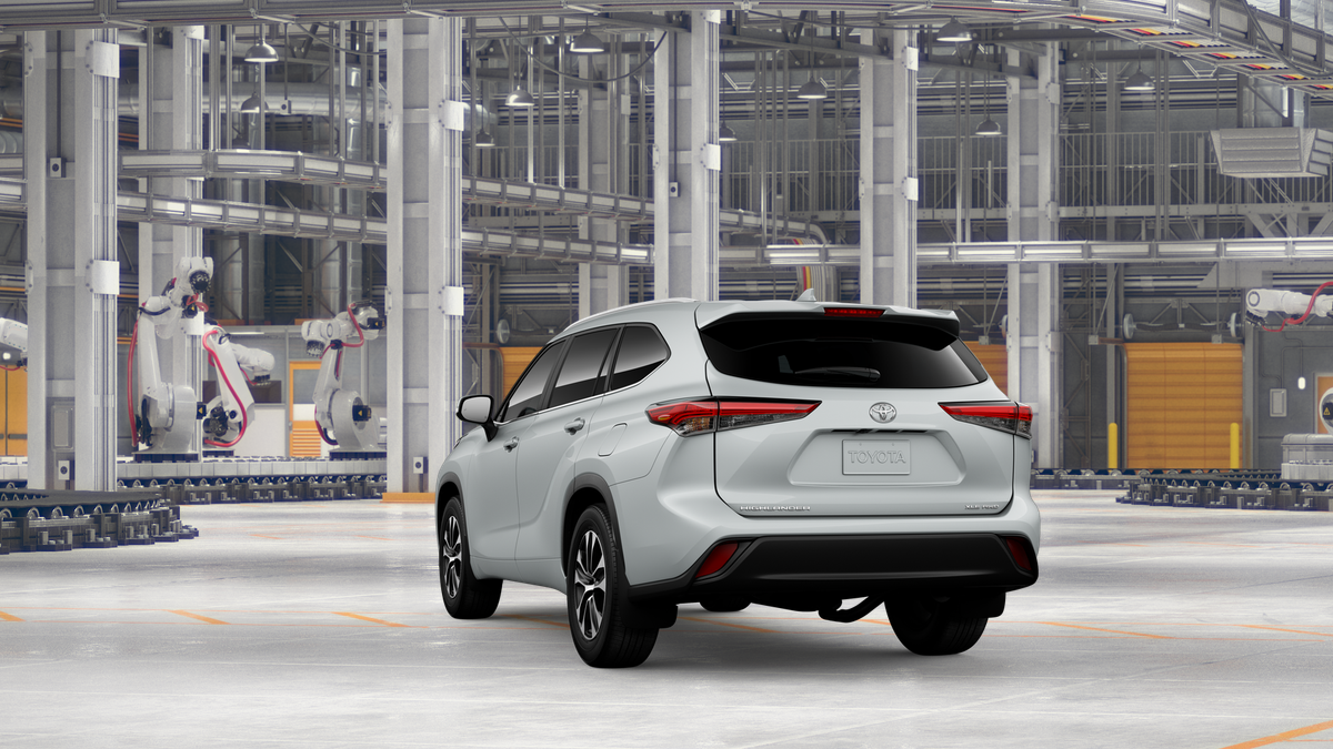 2026 Toyota Highlander XLE