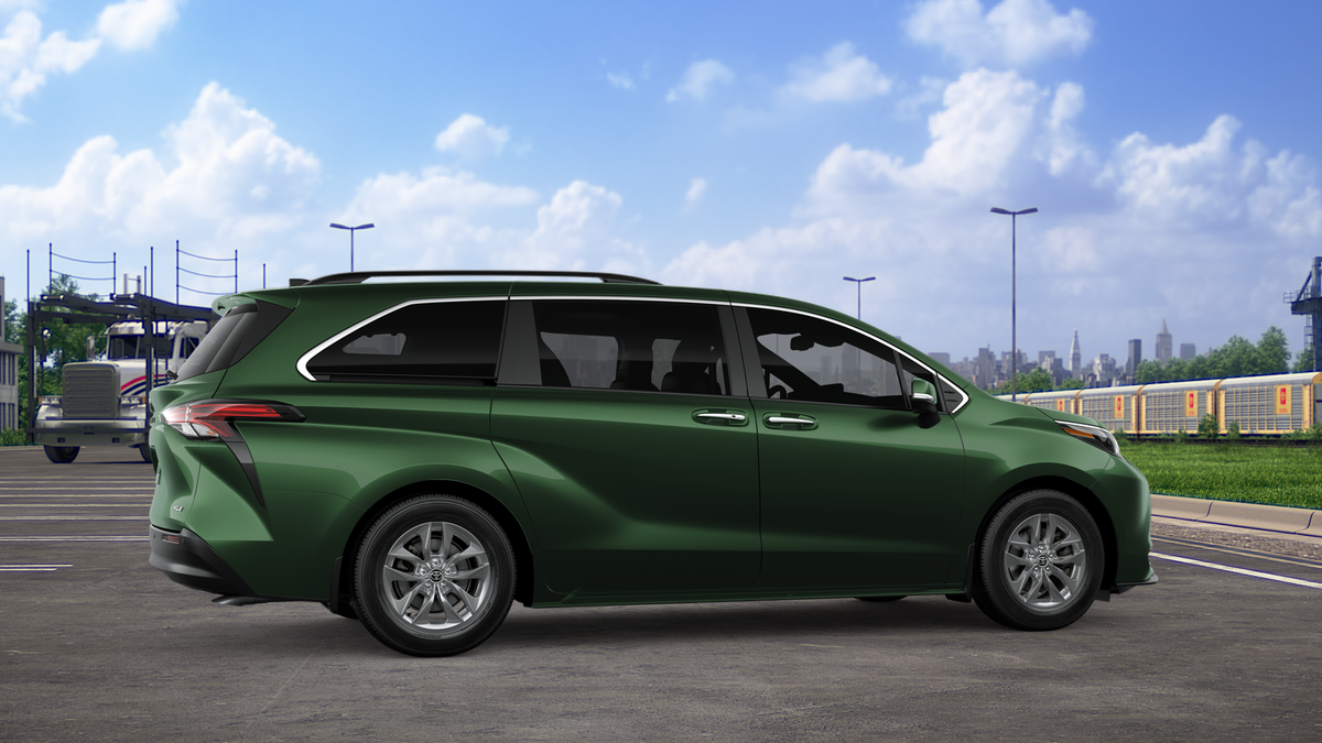 2026 Toyota Sienna XLE