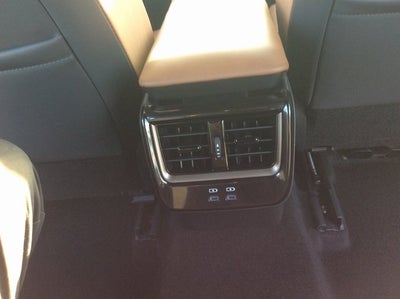 2025 Toyota Toyota Crown Signia Limited