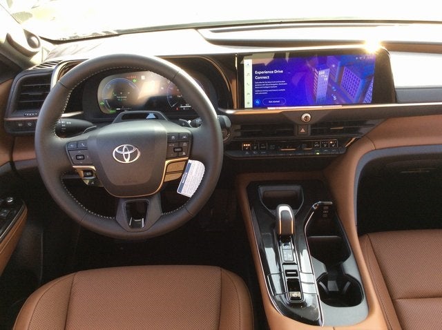 2025 Toyota Toyota Crown Signia Limited