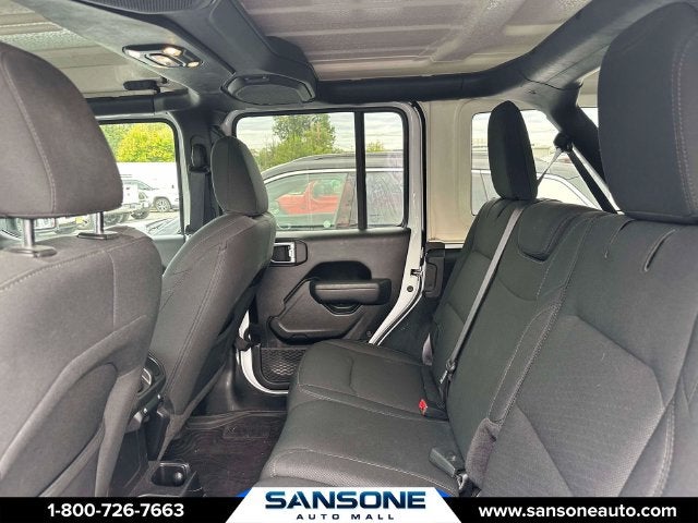 2022 Jeep Wrangler Unlimited Willys
