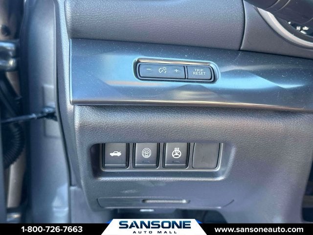 2023 Nissan Maxima SR