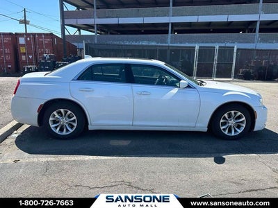 2016 Chrysler 300 Limited