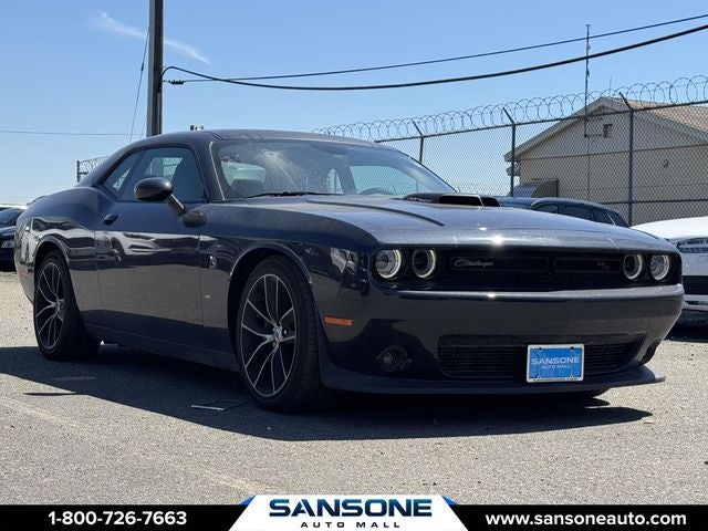 2017 Dodge Challenger R/T