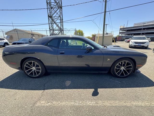 2017 Dodge Challenger R/T