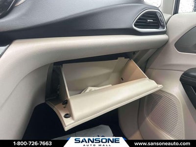 2020 Chrysler Pacifica Touring L