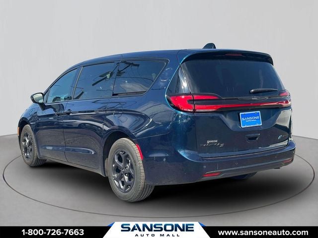 2023 Chrysler Pacifica Hybrid Touring L