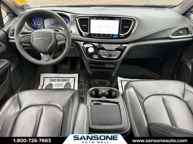 2023 Chrysler Pacifica Hybrid Touring L