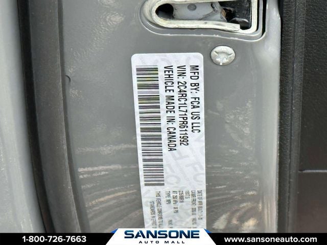 2023 Chrysler Pacifica Hybrid Touring L