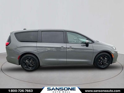 2023 Chrysler Pacifica Hybrid Touring L