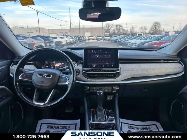 2022 Jeep Compass Latitude Lux