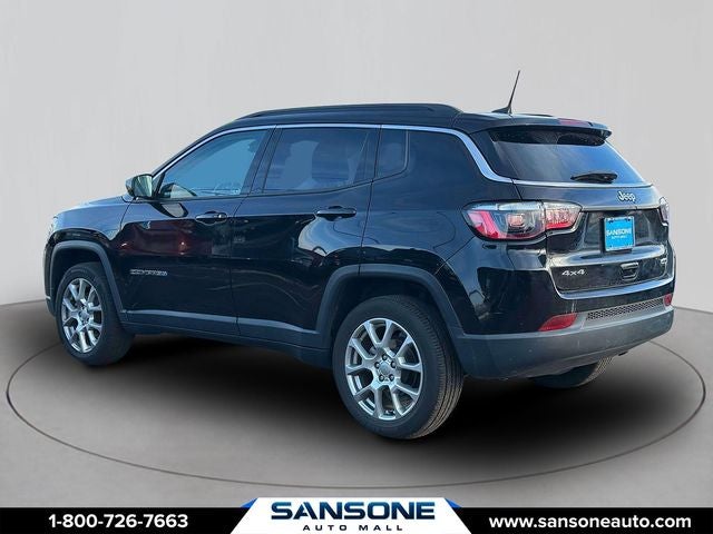 2022 Jeep Compass Latitude Lux