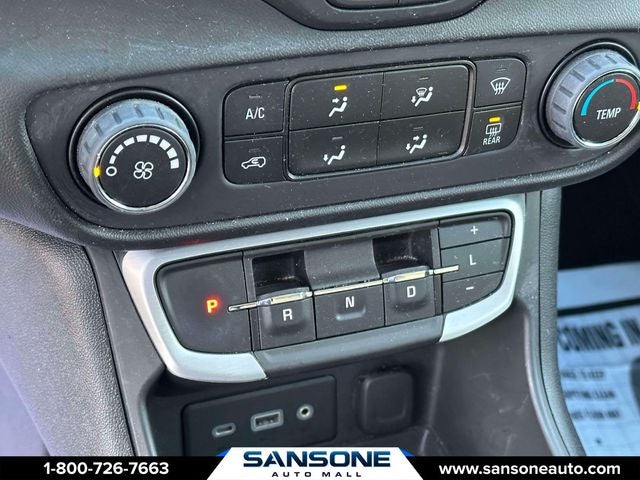 2022 GMC Terrain SLE