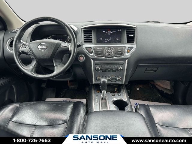 2017 Nissan Pathfinder SL