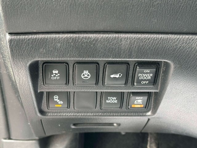2017 Nissan Pathfinder SL