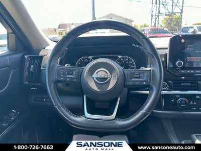 2022 Nissan Pathfinder SV