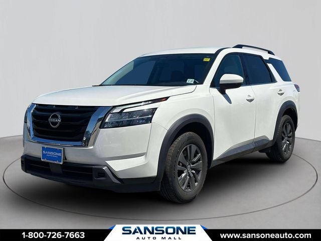 2022 Nissan Pathfinder SV