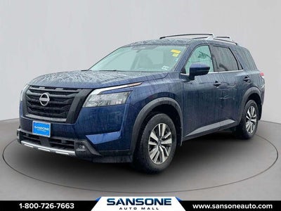 2025 Nissan Pathfinder SL