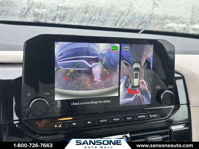 2025 Nissan Pathfinder SL