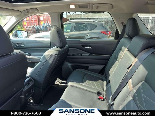 2024 Nissan Pathfinder Platinum