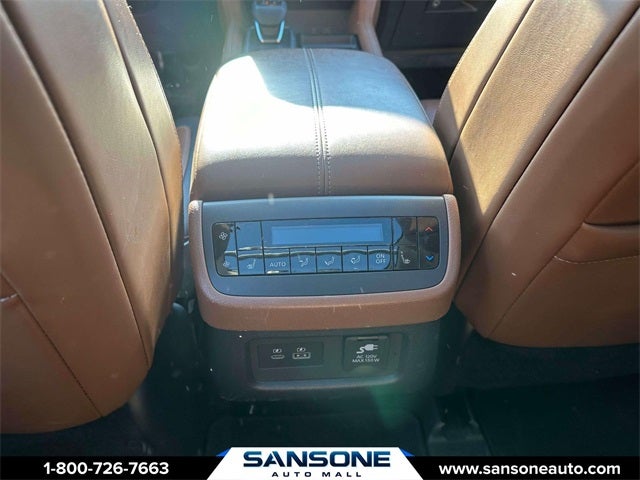 2022 Nissan Pathfinder Platinum