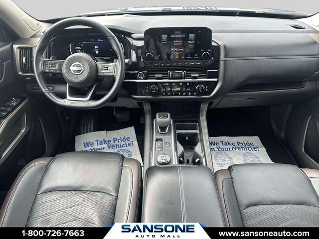 2024 Nissan Pathfinder Platinum