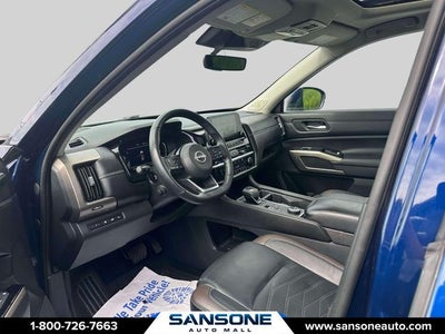 2024 Nissan Pathfinder Platinum