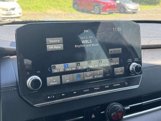 2022 Mitsubishi Outlander Base