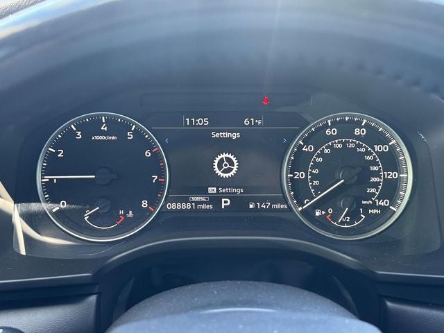 2022 Mitsubishi Outlander Base
