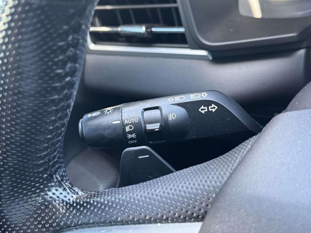 2022 Mitsubishi Outlander Base