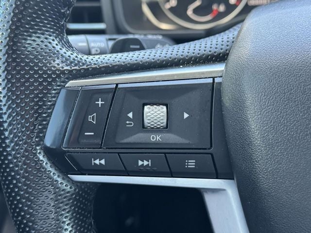 2022 Mitsubishi Outlander Base