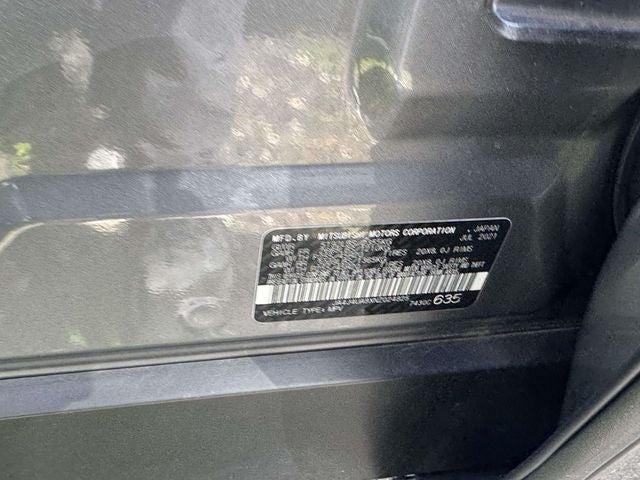 2022 Mitsubishi Outlander Base