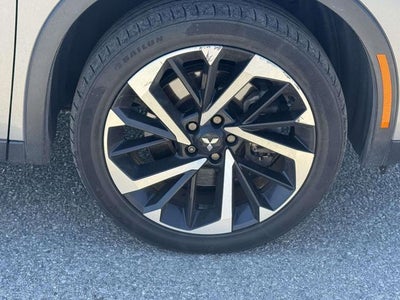 2022 Mitsubishi Outlander Base