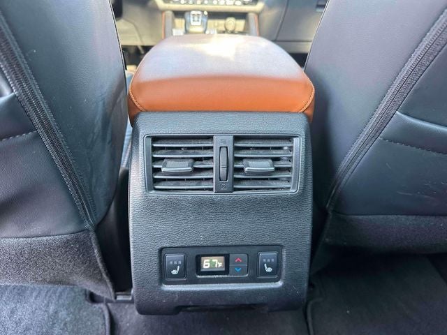 2023 Mitsubishi Outlander SEL