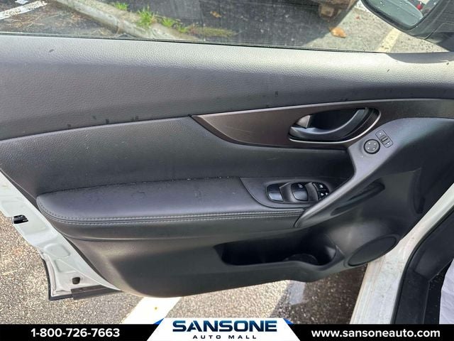 2022 Nissan Rogue Sport S