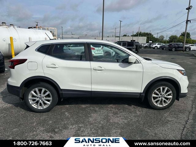2022 Nissan Rogue Sport S