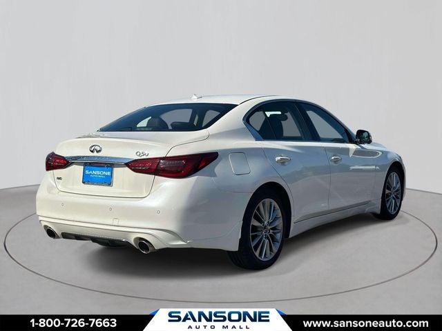 2023 INFINITI Q50 LUXE