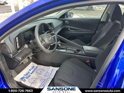 2024 Hyundai Elantra SE