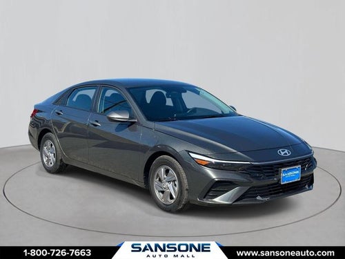 2025 Hyundai Elantra SE