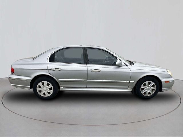 2004 Hyundai Sonata Base