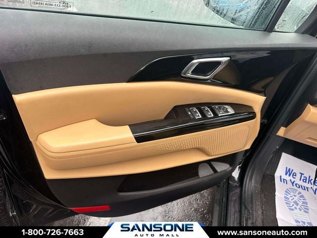 2023 Kia Carnival EX