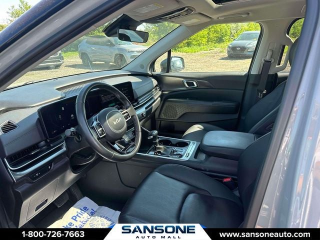 2025 Kia Carnival SX