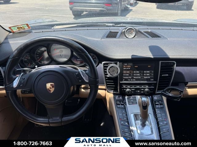 2016 Porsche Panamera 4S