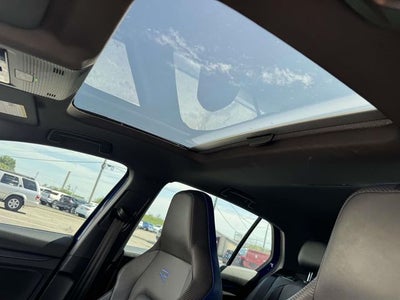 2022 Volkswagen Golf R 2.0T