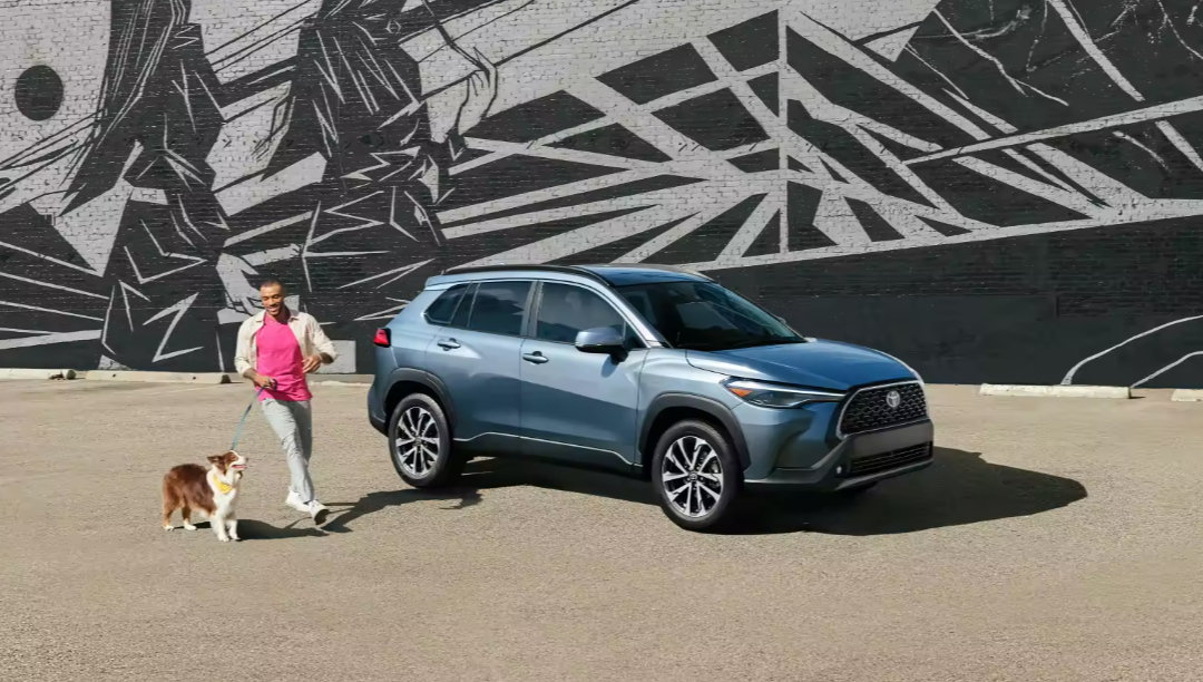 2023 Toyota Corolla Cross Blue